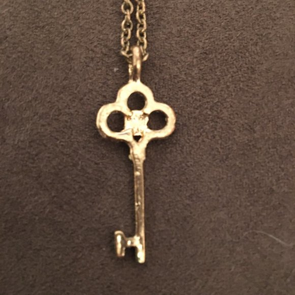 Key Pendant Necklace Vintage Swarovski Crystals - Picture 5 of 9